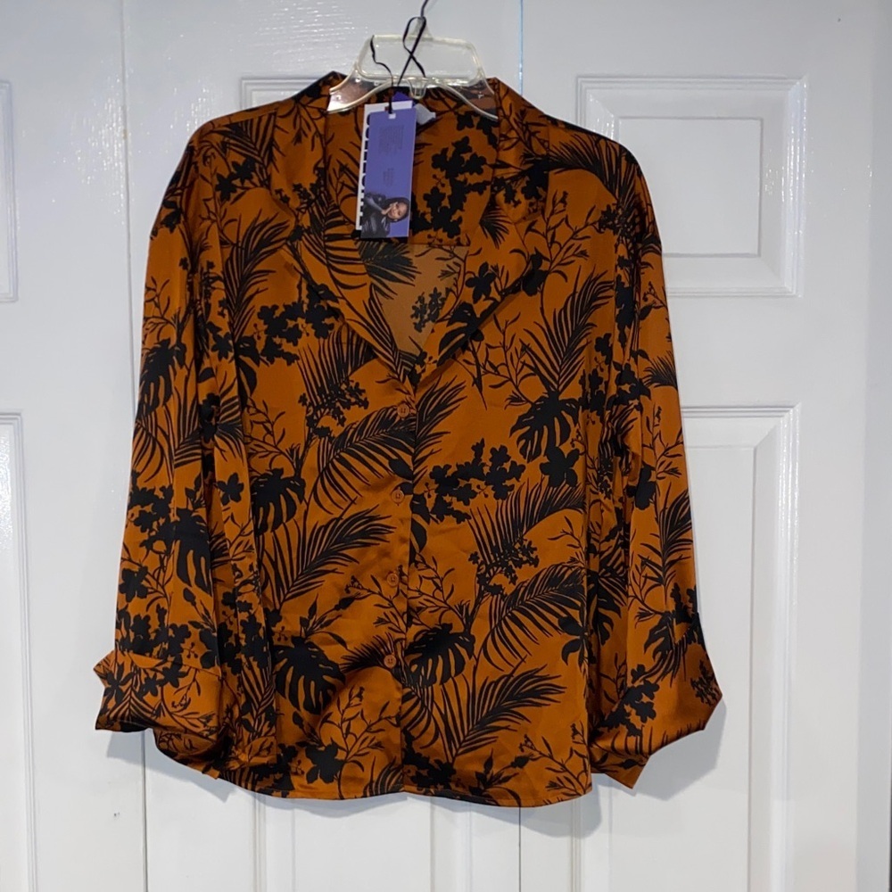 Rust Botanical Print Button-Front Blouse - - Picture 1 of 3